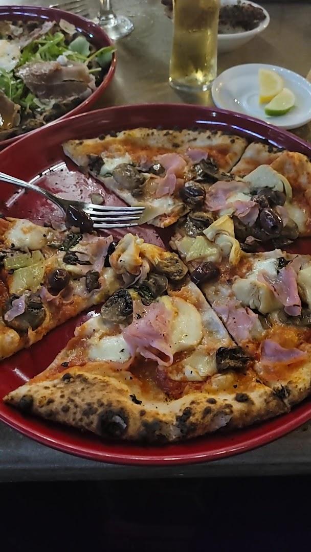 Matteo Trattoria & Pizzeria